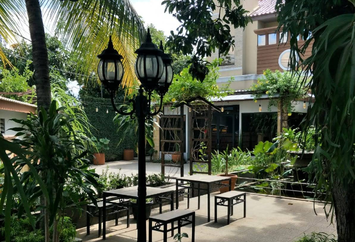 Maffed Cafe & Coworking Space